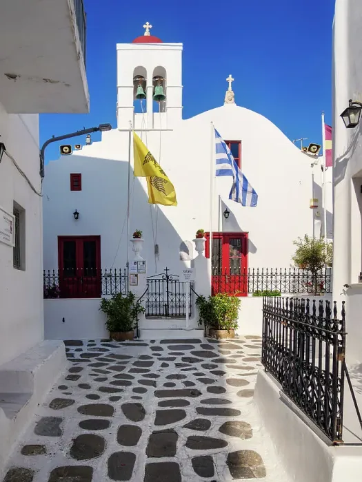 Framed Print : Street of Chora, Mykonos Town, Mykonos Island, Cyclades, Greece Framed Print : Street of Chora, Mykonos Town, Mykonos Island, Cyclades, Greece