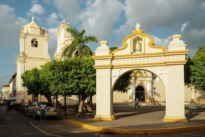 Framed Print : Street scene, Leon, Leon Department, Nicaragua, Central America