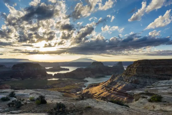 Framed Print : Sunrise at Alstrom Point, Lake Powell, Glen Canyon National Recreation Area, Page Framed Print : Sunrise at Alstrom Point, Lake Powell, Glen Canyon National Recreation Area, Page