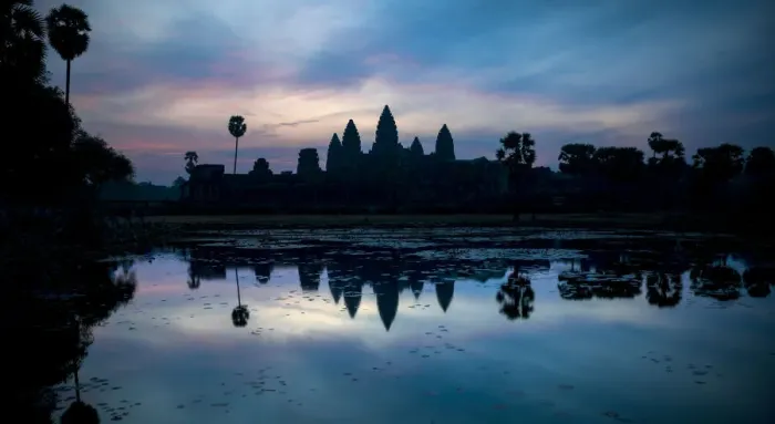 Framed Print : Sunrise over Angkor Wat, Siem Reap, Cambodia Framed Print : Sunrise over Angkor Wat, Siem Reap, Cambodia