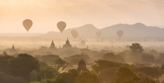 Framed Print : Sunrise over Bagan, Mandalay region, Myanmar Framed Print : Sunrise over Bagan, Mandalay region, Myanmar