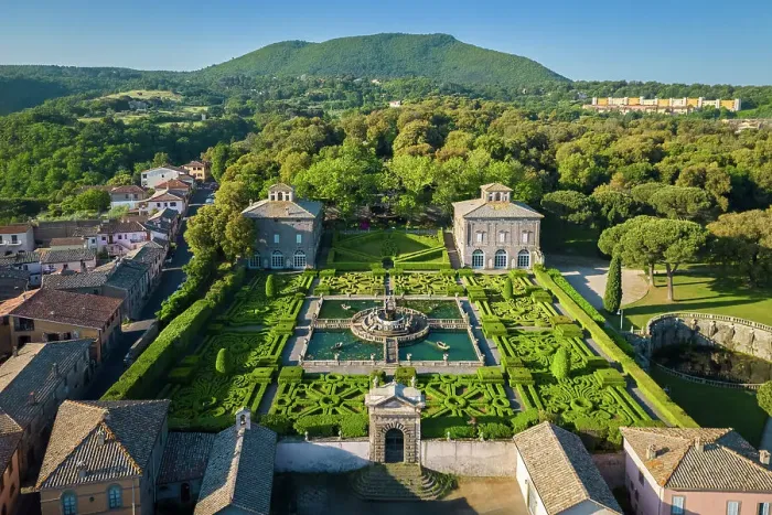 Framed Print : Sunrise at beautiful gardens of Villa Lante. Bagnaia, Viterbo district, Lazio, Italy Framed Print : Sunrise at beautiful gardens of Villa Lante. Bagnaia, Viterbo district, Lazio, Italy