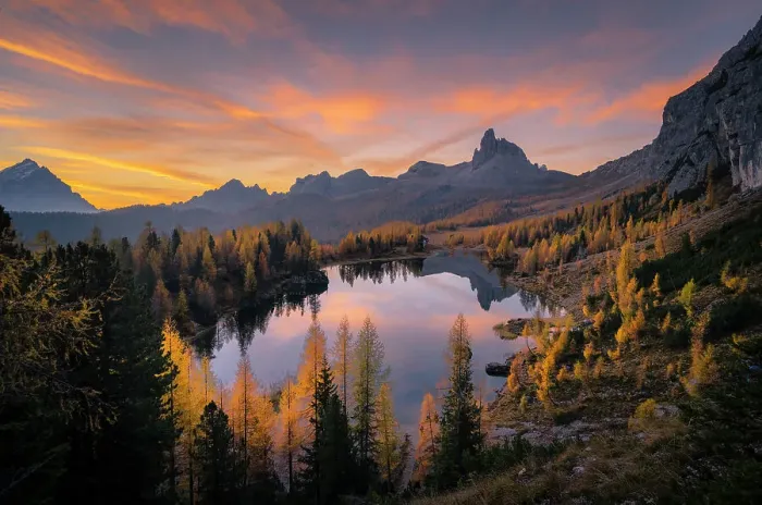 Framed Print : Sunrise at Federa Lake with autumnal colors; Cortina d'Ampezzo, Dolomites, Belluno province, Veneto, Italy Framed Print : Sunrise at Federa Lake with autumnal colors; Cortina d'Ampezzo, Dolomites, Belluno province, Veneto, Italy
