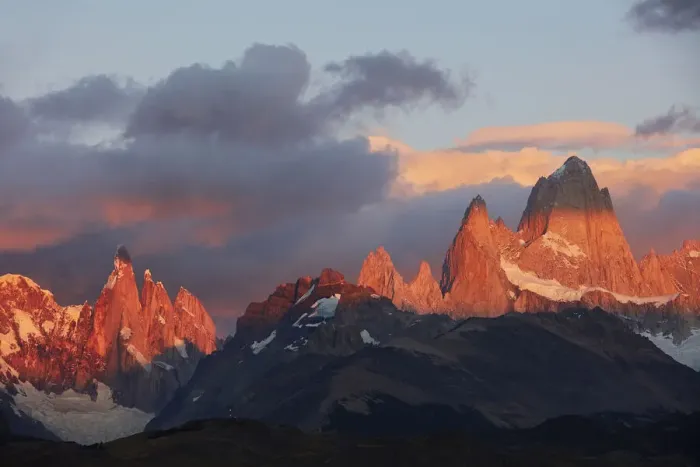 Framed Print : Sunrise over the Fitz Roy and Torre mountains, Los Glaciares National Park, El Chalten Framed Print : Sunrise over the Fitz Roy and Torre mountains, Los Glaciares National Park, El Chalten