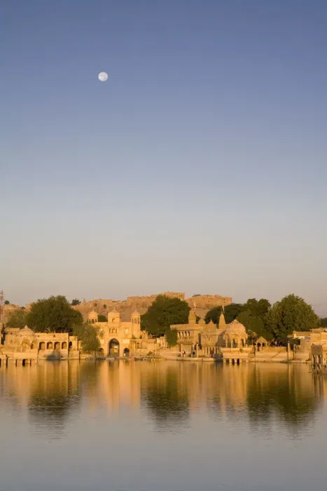 Framed Print : Sunrise, Gadsisar Lake, Jaisalmer, Rajasthan, India Framed Print : Sunrise, Gadsisar Lake, Jaisalmer, Rajasthan, India