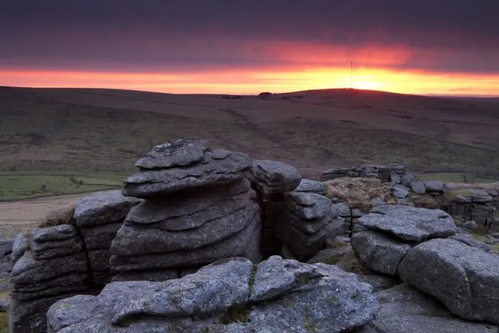 Framed Print : Sunrise over Great Staple Tor, Dartmoor, Devon, England. Winter Framed Print : Sunrise over Great Staple Tor, Dartmoor, Devon, England. Winter