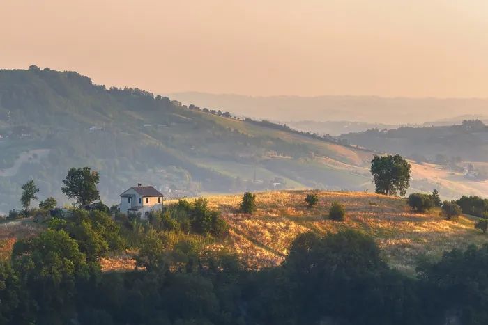 Framed Print : Sunrise on the hills from Piana dei Tramonti, Cupramontana, Ancona province, Marche, Italy