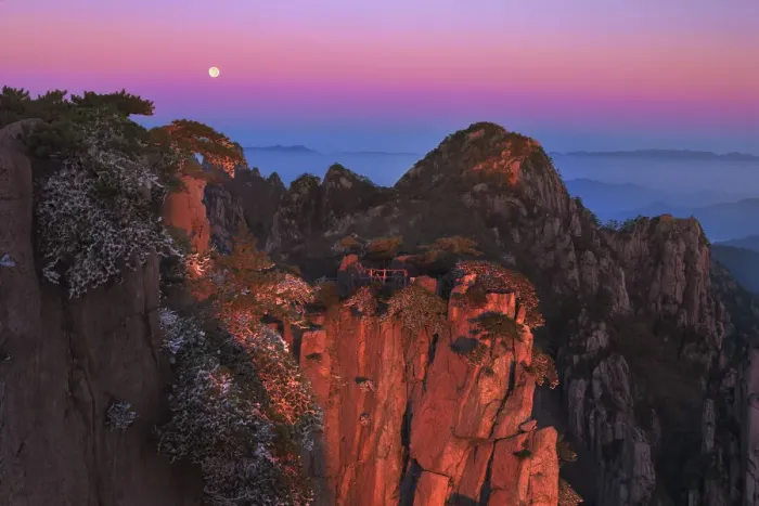 Framed Print : sunrise at Huangshan - China, Anhui, Huangshan, Beginning-To-Beleive Peak - Yellow Framed Print : sunrise at Huangshan - China, Anhui, Huangshan, Beginning-To-Beleive Peak - Yellow