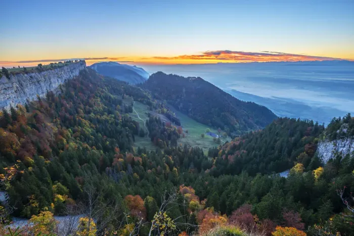 Framed Print : Sunrise in the Jura seen from mountain Grenchen, Grenchen, Solothurn, Switzerland Framed Print : Sunrise in the Jura seen from mountain Grenchen, Grenchen, Solothurn, Switzerland