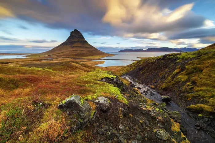 Framed Print : Sunrise at Kirkjufell, Grundafjordur, Snaefellsnes peninsula, Vesturland region, Iceland Framed Print : Sunrise at Kirkjufell, Grundafjordur, Snaefellsnes peninsula, Vesturland region, Iceland