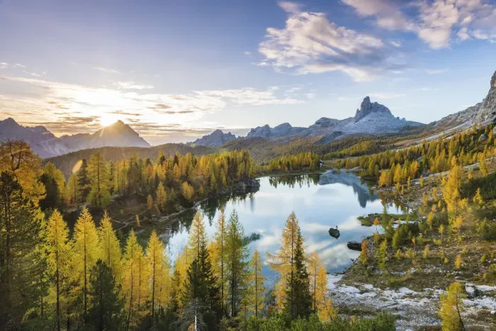 Framed Print : Sunrise at Lake Federa in Autumn, Cortina daaAmpezzo, Veneto, Italy Framed Print : Sunrise at Lake Federa in Autumn, Cortina daaAmpezzo, Veneto, Italy