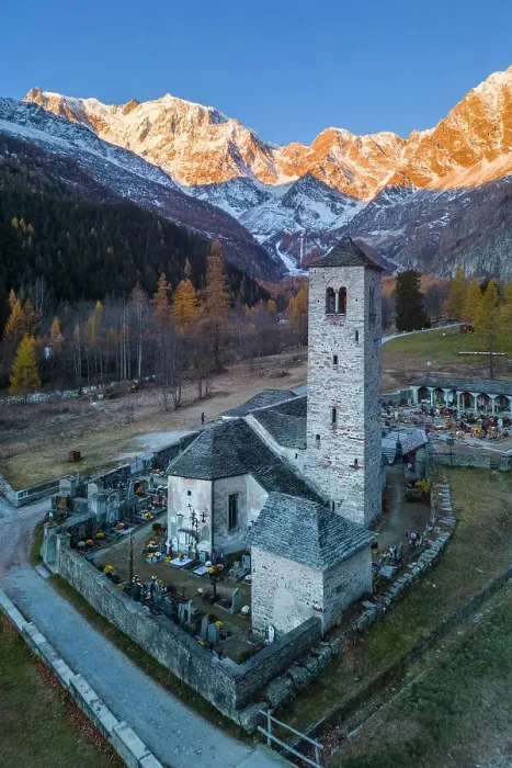 Framed Print : Sunrise in front of Monte Rosa from the old church of Macugnaga. Valle Anzasca, Ossola, province of Verbania, Piedmont, italian alps, Italy Framed Print : Sunrise in front of Monte Rosa from the old church of Macugnaga. Valle Anzasca, Ossola, province of Verbania, Piedmont, italian alps, Italy