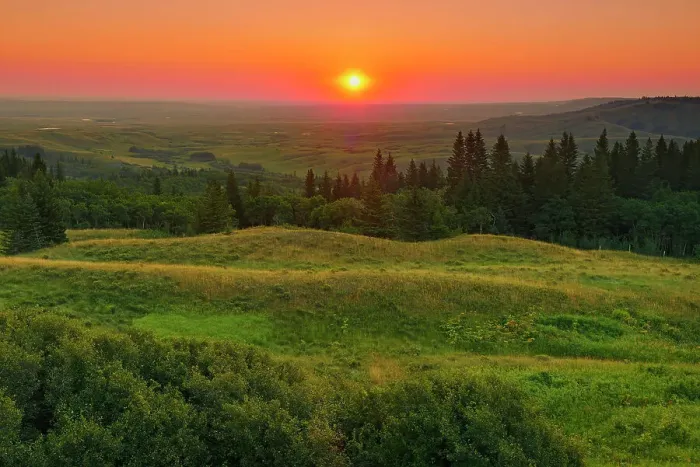 Framed Print : Sunrise on prairie from Reesor Viewpoint on Reesor Lake Road. Dark-Sky Preserve Cypress Hills Provincial Park, Alberta, Canada Framed Print : Sunrise on prairie from Reesor Viewpoint on Reesor Lake Road. Dark-Sky Preserve Cypress Hills Provincial Park, Alberta, Canada