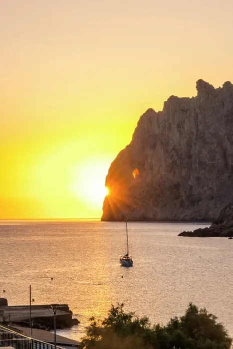 Framed Print : Sunrise at Sant Vicenc, Serra de Tramuntana, Mallorca, Balearic Islands, Spain