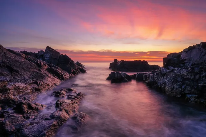 Framed Print : Sunrise from shore at Marginal Way, Ogunquit, Maine, USA Framed Print : Sunrise from shore at Marginal Way, Ogunquit, Maine, USA