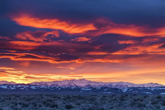 Framed Print : Sunrise over the Sierra Nevadas, Owens Valley, California, USA Framed Print : Sunrise over the Sierra Nevadas, Owens Valley, California, USA