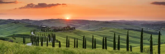 Framed Print : Sunset at Agriturismo Baccoleno, near Asciano, Tuscany, Italy Framed Print : Sunset at Agriturismo Baccoleno, near Asciano, Tuscany, Italy
