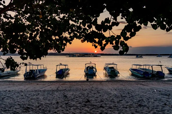 Framed Print : Sunset on the beach, Nusa Penida, Bali, Indonesia