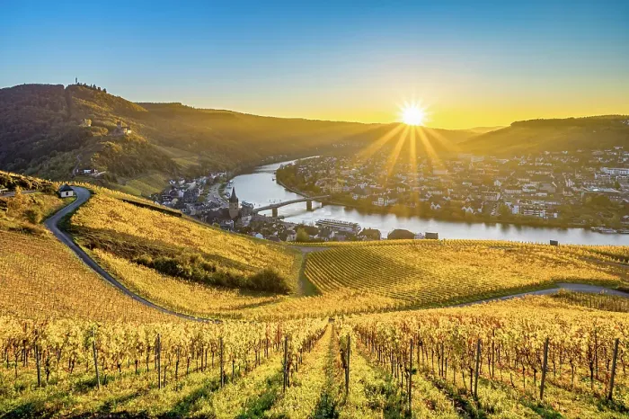Framed Print : Sunset above Bernkastel-Kues, Mosel, Mosel valley, Rhineland-Palatinate, Germany Framed Print : Sunset above Bernkastel-Kues, Mosel, Mosel valley, Rhineland-Palatinate, Germany