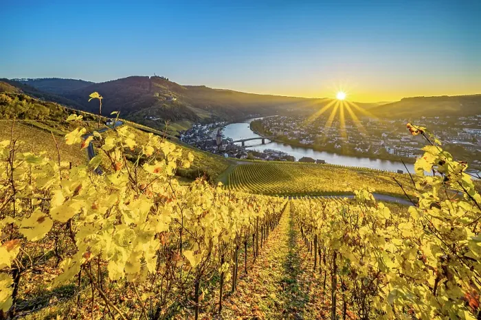 Framed Print : Sunset above Bernkastel-Kues, Mosel, Mosel valley, Rhineland-Palatinate, Germany Framed Print : Sunset above Bernkastel-Kues, Mosel, Mosel valley, Rhineland-Palatinate, Germany