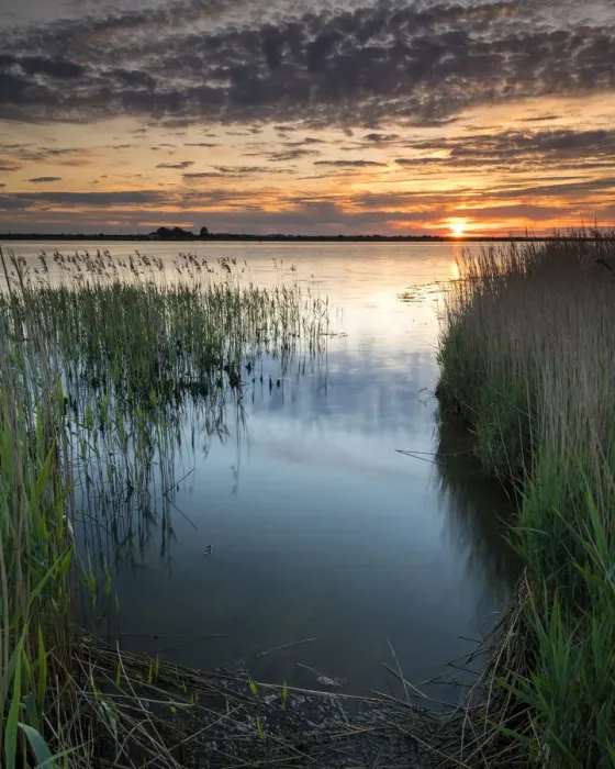 Framed Print : Sunset over Breydon Water, near Great Yarmouth, Norfolk, England