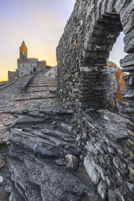 Framed Print : Sunset over Chiesa di San Pietro, Portovenere, La Spezia, Liguria, Italy, Southern Europe Framed Print : Sunset over Chiesa di San Pietro, Portovenere, La Spezia, Liguria, Italy, Southern Europe
