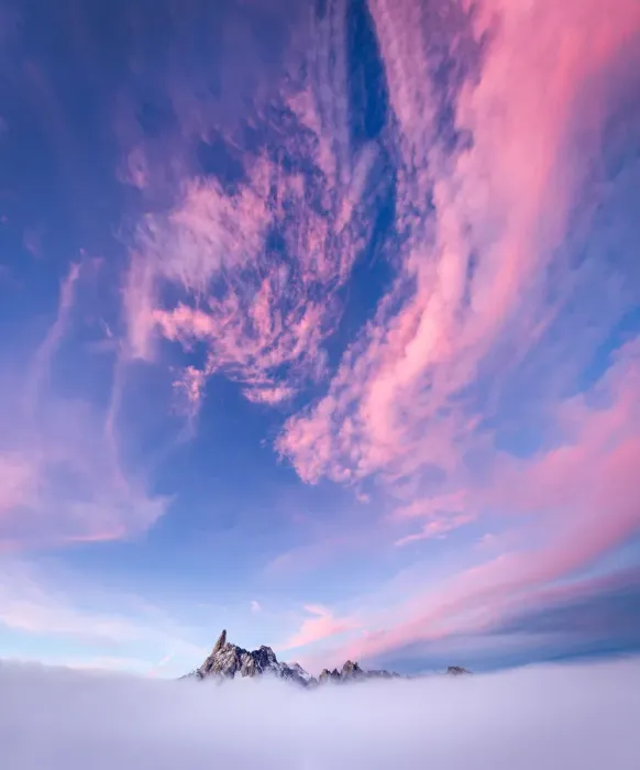 Framed Print : Sunset Dent du Geants panoramic view with rose clouds, Punta Helbronner (3462m)