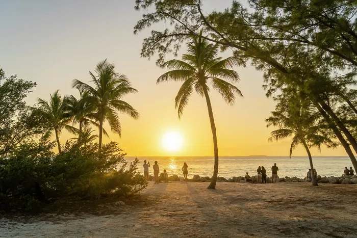 Framed Print : Sunset at Fort Zachary Taylor Beach, Fort Zachary Taylor Historic State Park, Key West, Florida, USA Framed Print : Sunset at Fort Zachary Taylor Beach, Fort Zachary Taylor Historic State Park, Key West, Florida, USA