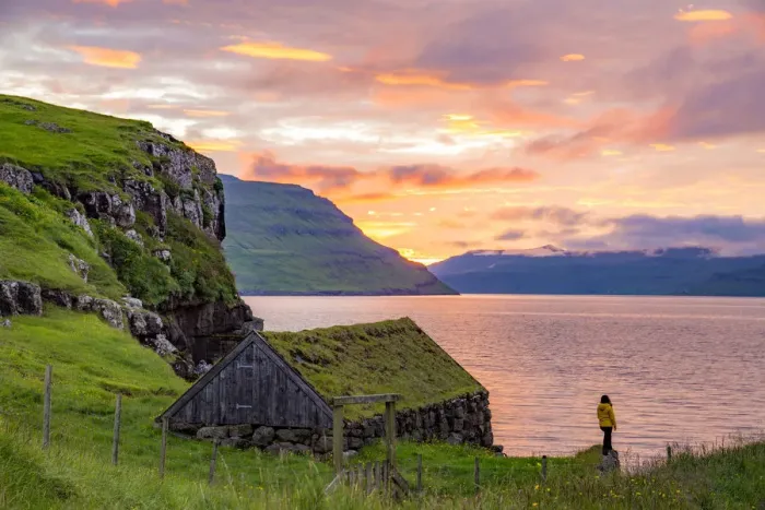 Framed Print : Sunset on the island of Streymoy, Faroe Islands, Europe Framed Print : Sunset on the island of Streymoy, Faroe Islands, Europe