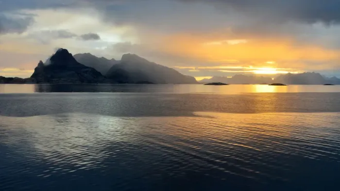 Framed Print : Sunset on Lofoten islands, Norway, Eurpe Framed Print : Sunset on Lofoten islands, Norway, Eurpe