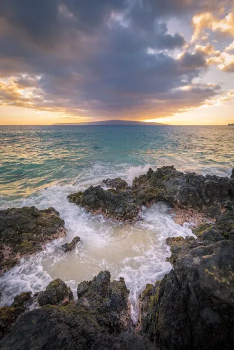 Framed Print : Sunset in Maui near Kihei, Maui Island, Hawaii, USA