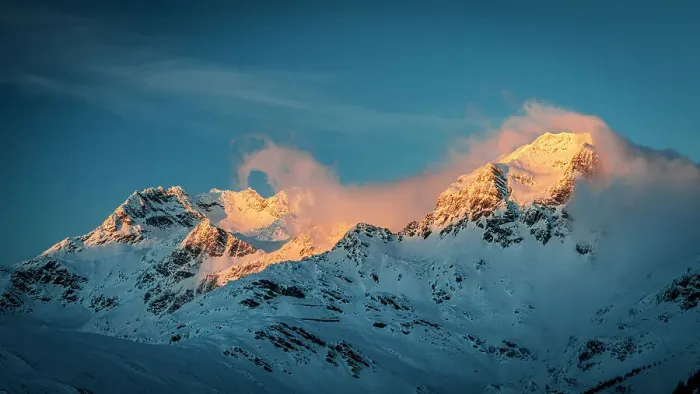 Framed Print : Sunset over Pizzo Spadolazzo and Suretta mountain peaks covered with snow, Madesimo, Valle Spluga, Valtellina, Lombardy, Italy Framed Print : Sunset over Pizzo Spadolazzo and Suretta mountain peaks covered with snow, Madesimo, Valle Spluga, Valtellina, Lombardy, Italy