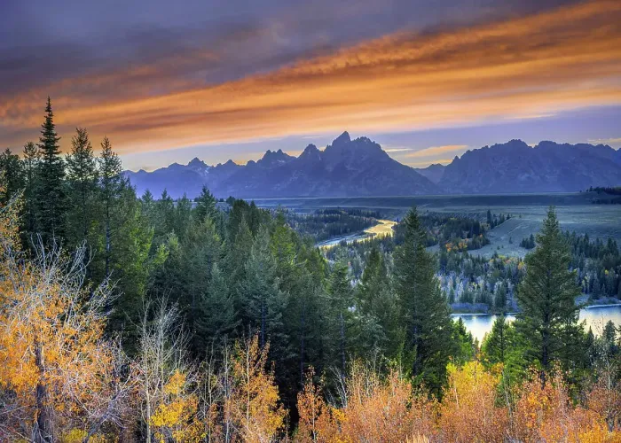 Framed Print : Sunset, Snake River Overlook with Grand Teton Mountain Range Grand Teton National Park in Autumn Wyoming, USA Framed Print : Sunset, Snake River Overlook with Grand Teton Mountain Range Grand Teton National Park in Autumn Wyoming, USA