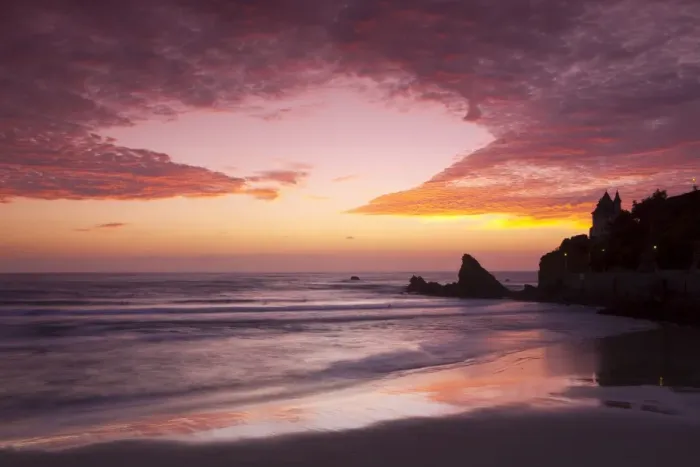 Framed Print : Sunset over Surfers Framed Print : Sunset over Surfers