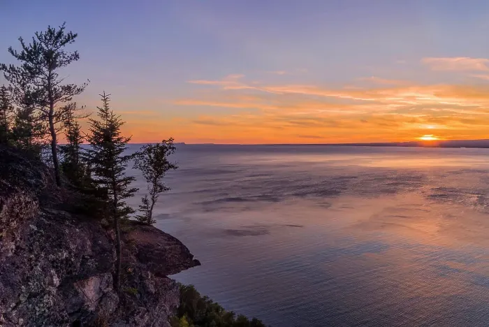 Framed Print : Sunset over Thunder Bay on Lake Superior in Sleeping Giant Provincial Park, Ontario, Canada