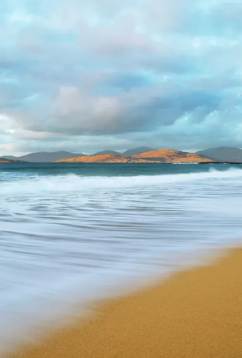 Framed Print : Sunset over Traigh Scarista (Scarista beach), with the north Harris Hills in the background, Isle of Harris, Outer Hebrides, Scotland Framed Print : Sunset over Traigh Scarista (Scarista beach), with the north Harris Hills in the background, Isle of Harris, Outer Hebrides, Scotland