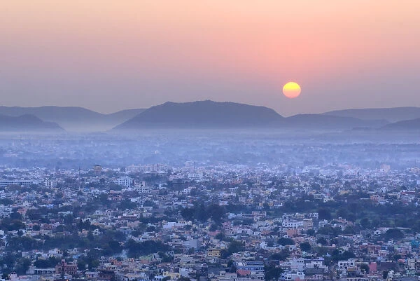 Sunset over Udaipur, Rajasthan, India, Asia