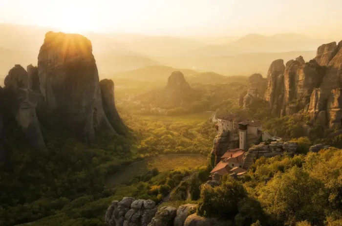 Framed Print : Sunset at Viewpoint of a monastery in Meteora, Tessaglia, Greece Framed Print : Sunset at Viewpoint of a monastery in Meteora, Tessaglia, Greece