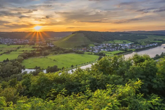 Framed Print : Sunset above the vineyard Ayler Kupp, Ayl, Bibelshausen, Saar valley, Hunsruck, Rhineland-Palatinate, Germany Framed Print : Sunset above the vineyard Ayler Kupp, Ayl, Bibelshausen, Saar valley, Hunsruck, Rhineland-Palatinate, Germany