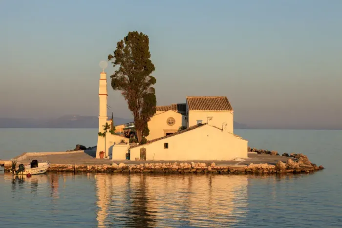 Framed Print : Sunset on Vlacherna Monastery and the Church of Pantokrator on Mouse Island, Kanoni Framed Print : Sunset on Vlacherna Monastery and the Church of Pantokrator on Mouse Island, Kanoni