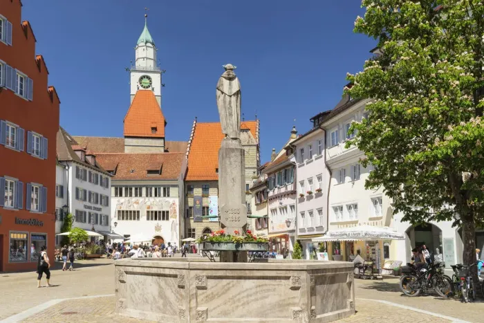 Framed Print : Suso Fountain at Hofstatt Square, Uberlingen, Upper Swabia, Baden Wurttemberg, Germany Framed Print : Suso Fountain at Hofstatt Square, Uberlingen, Upper Swabia, Baden Wurttemberg, Germany
