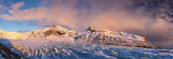 Svinafellsjokull Glacier at Sunset, Iceland