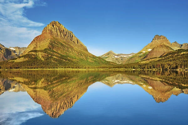 Swiftcurrent Lake with reflection of Mount Grinnell - USA, Montana, Glacier National Park
