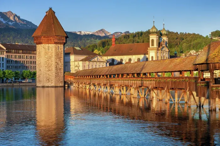 Framed Print : Switzerland, Canton Lucerne, Chapel Bridge (Kapellbrucke) Framed Print : Switzerland, Canton Lucerne, Chapel Bridge (Kapellbrucke)
