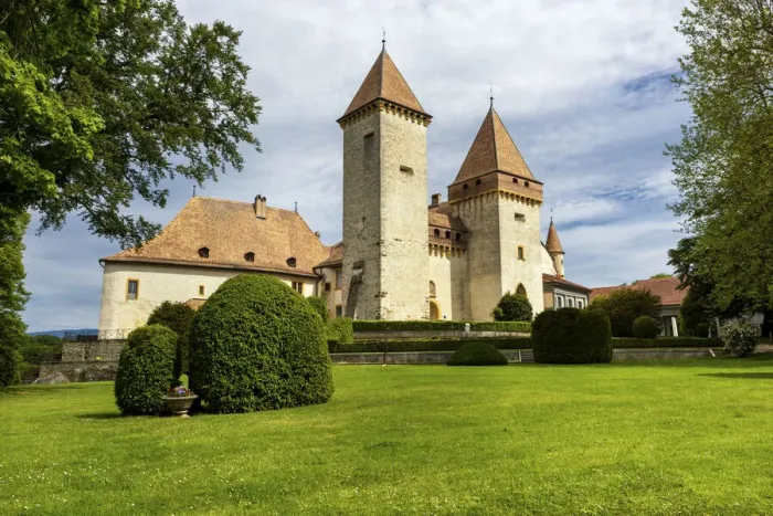 Framed Print : Switzerland, Canton of Vaud, La Sarraz castle Framed Print : Switzerland, Canton of Vaud, La Sarraz castle