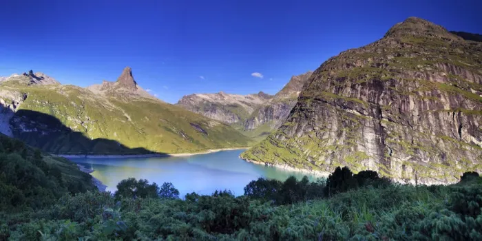 Framed Print : Switzerland, Graubunden, Vals, Zervreilasee Reservoir and Zervreilahorn Peak