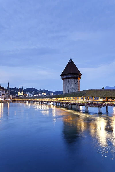 Switzerland, Lucern (Luzern), Chapel Bridge and River Reuss