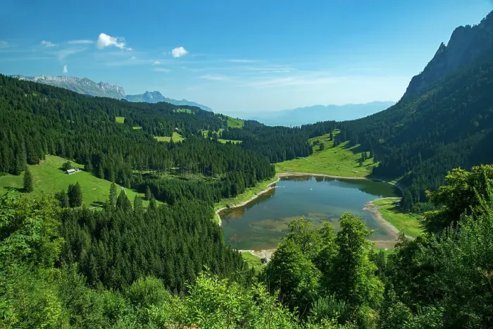 Framed Print : Switzerland, St. Gallen, Grabs, Voralpsee Framed Print : Switzerland, St. Gallen, Grabs, Voralpsee