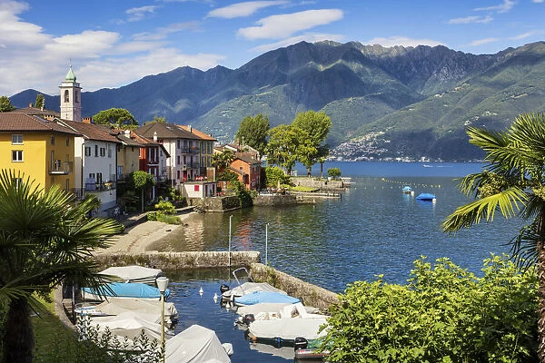 Switzerland, Ticino Canton, Gambarogno, Lago Maggiore