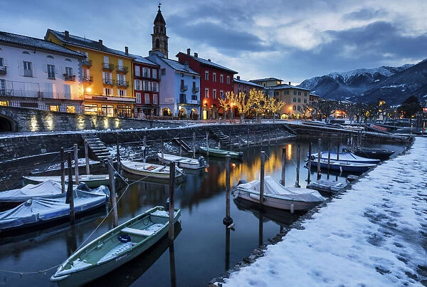 Switzerland, Ticino Canton, Lago Maggiore, Ascona